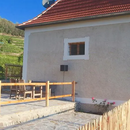 Schlaf Gut - Mitten In Der Wachau